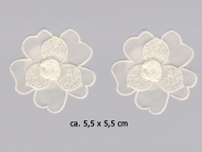 Chiffonblume bestickt Nr. 91488 mit Satinrose in natur, Größe ca. 5,5 x 5,5 cm