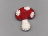 Jim Knopf Filz-Fliegenpilz rot-weiß Nr. 12203, Größe 68 (ca. 4,5 cm breit, 5 cm hoch)