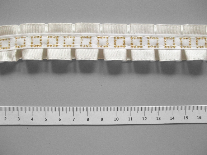 Satinband plissiert G3701-5 in creme mit Glitter-Dekor gold